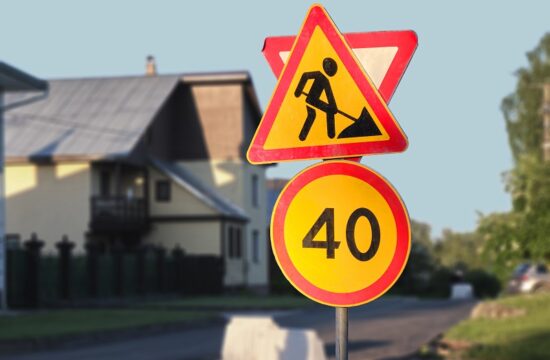 Podstawy do Znaków Drogowych: Ewolucja i Znaczenie w Historii Drogownictwa