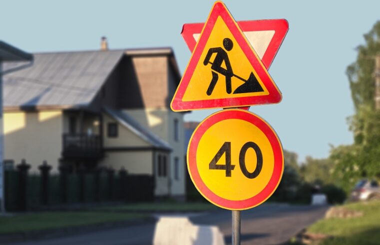 Podstawy do Znaków Drogowych: Ewolucja i Znaczenie w Historii Drogownictwa